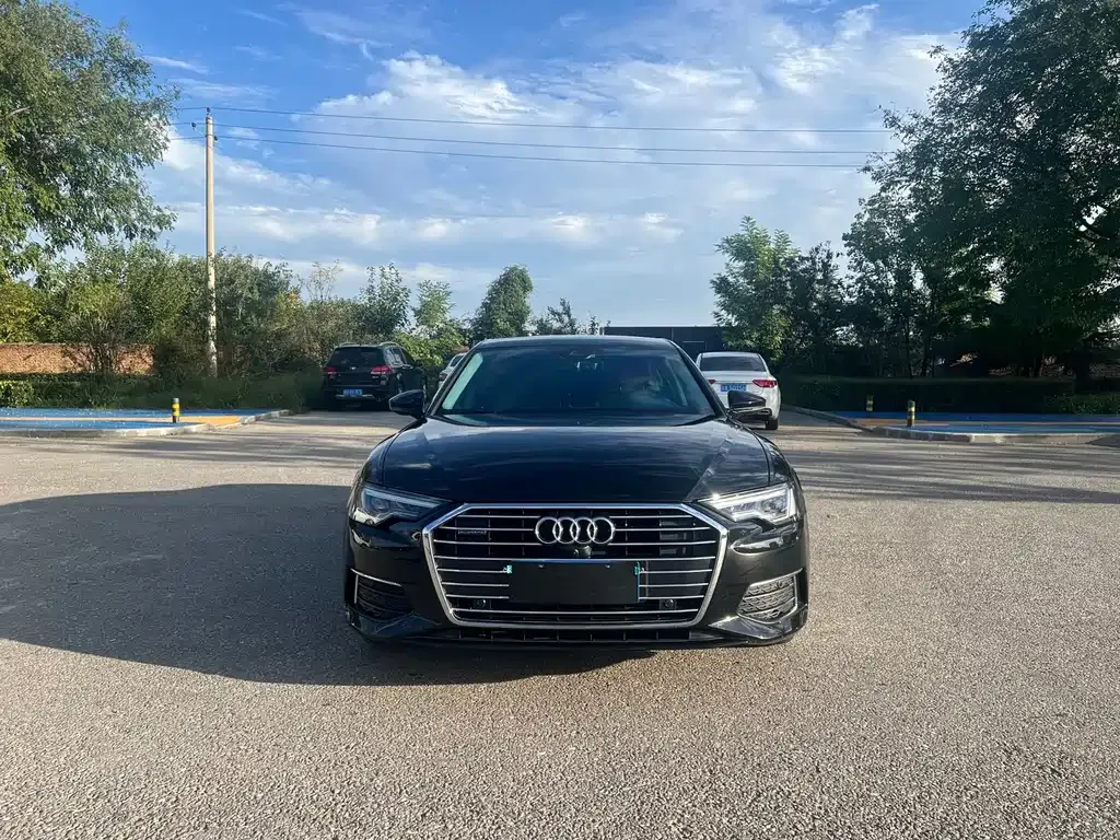 Audi A6L — фото 9