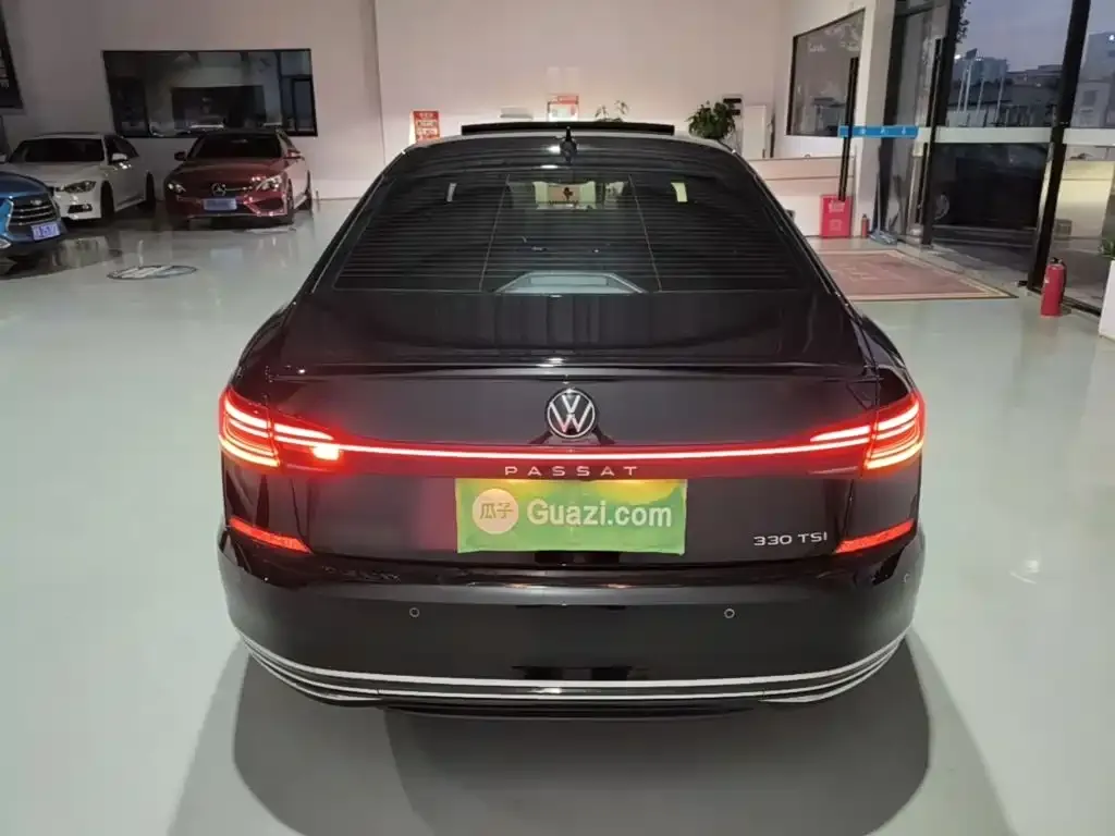 Volkswagen Passat — фото 3