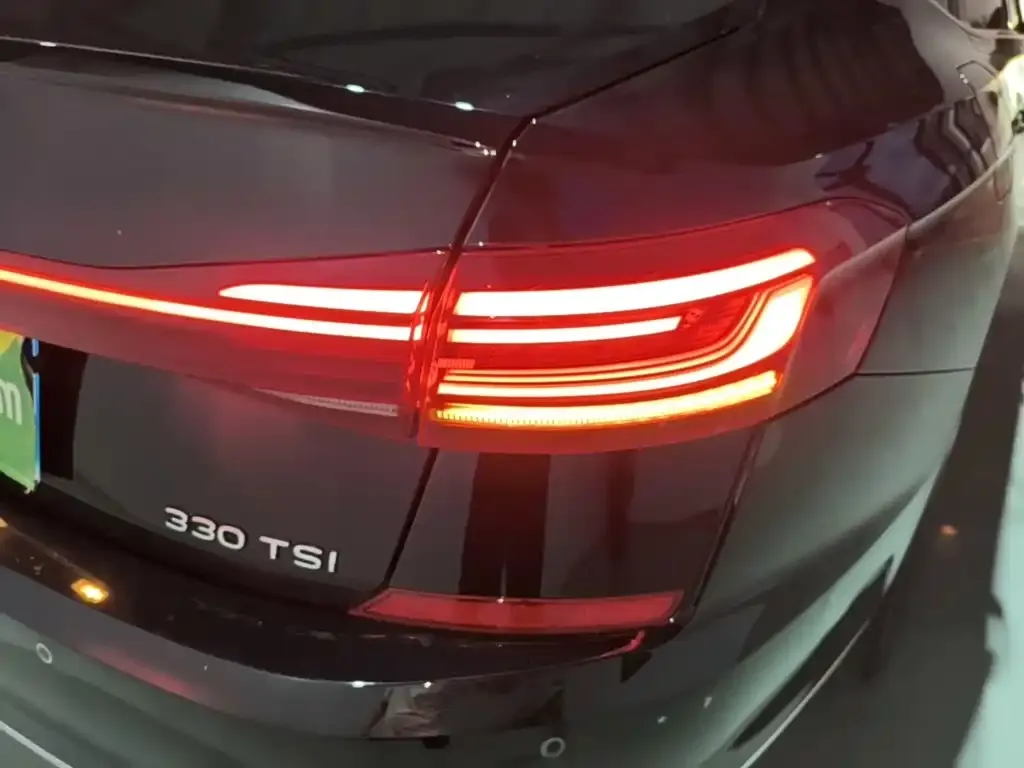 Volkswagen Passat — фото 8