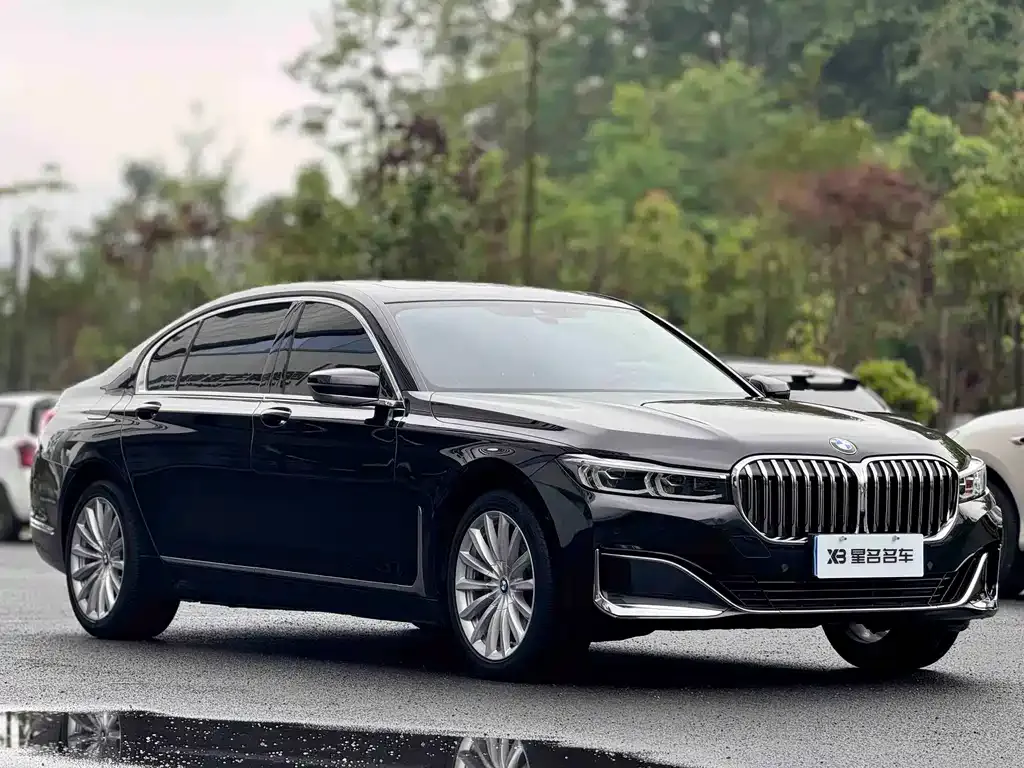 BMW 7 Series — фото 7