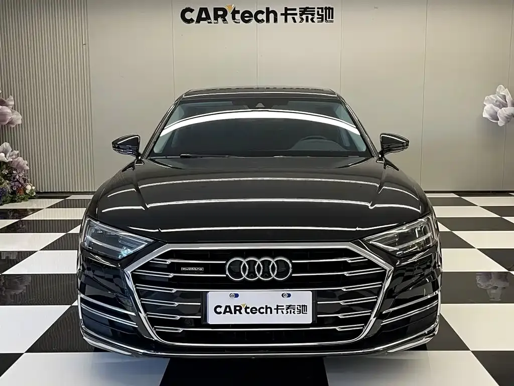 Audi A8 — фото 4
