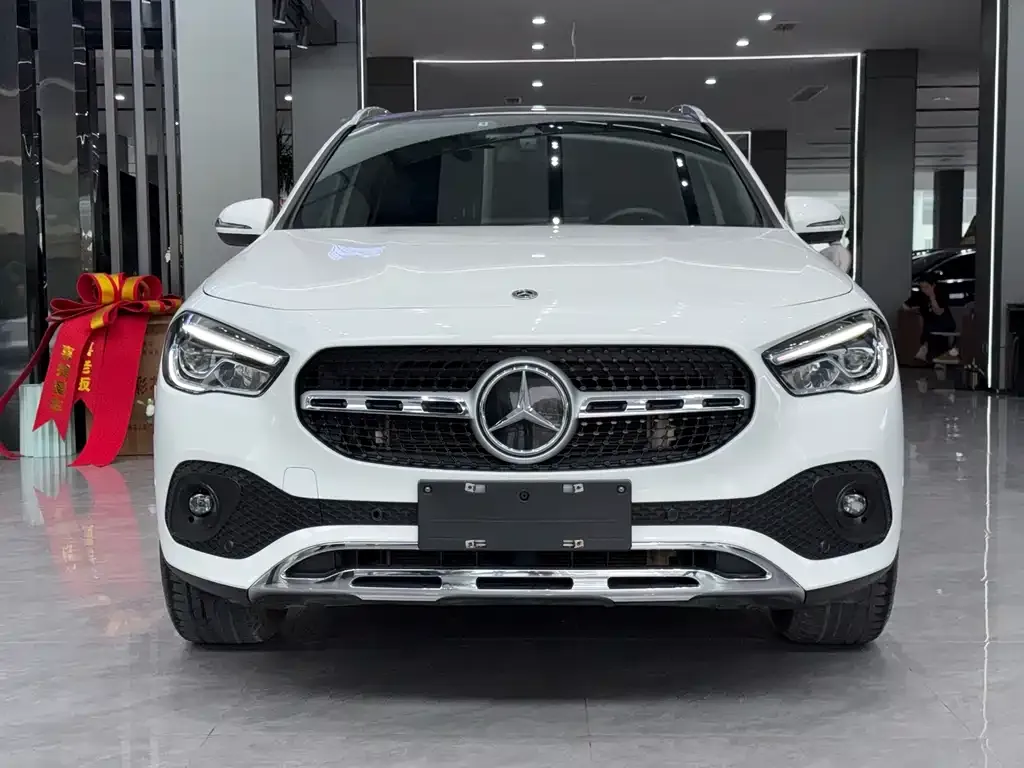 Mercedes-Benz GLA — фото 5