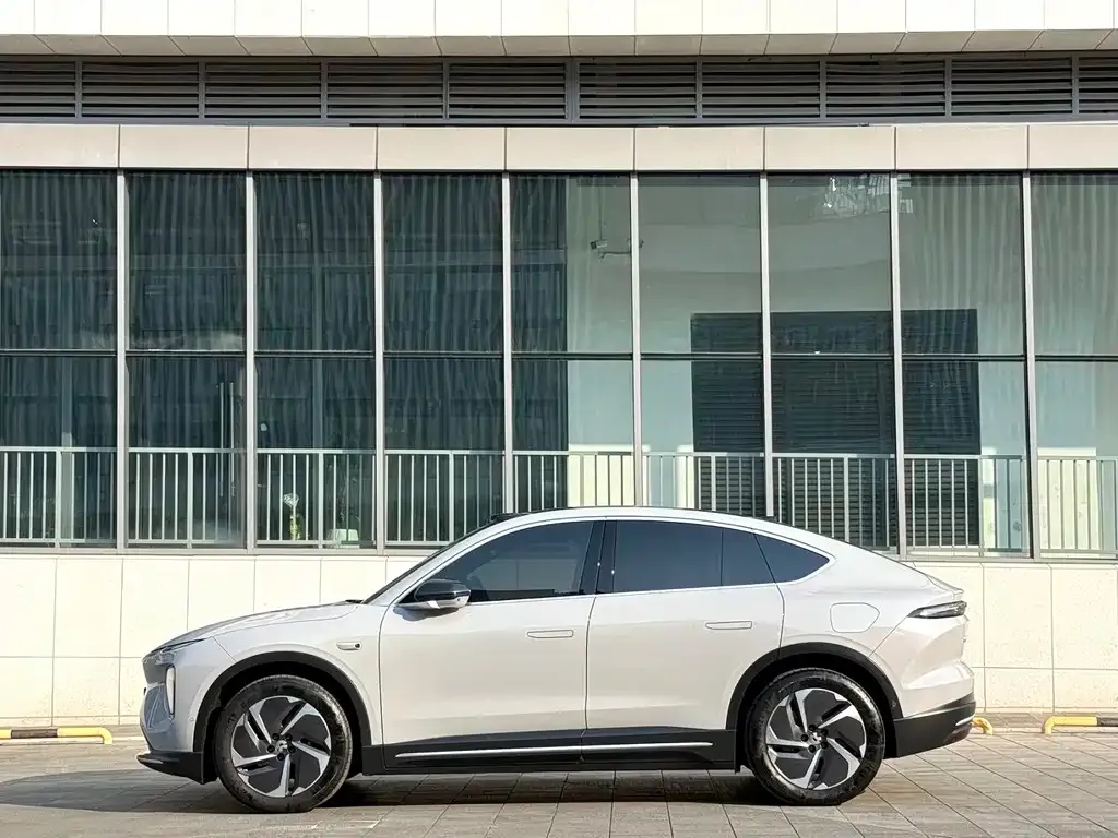 NIO EC6 — фото 4