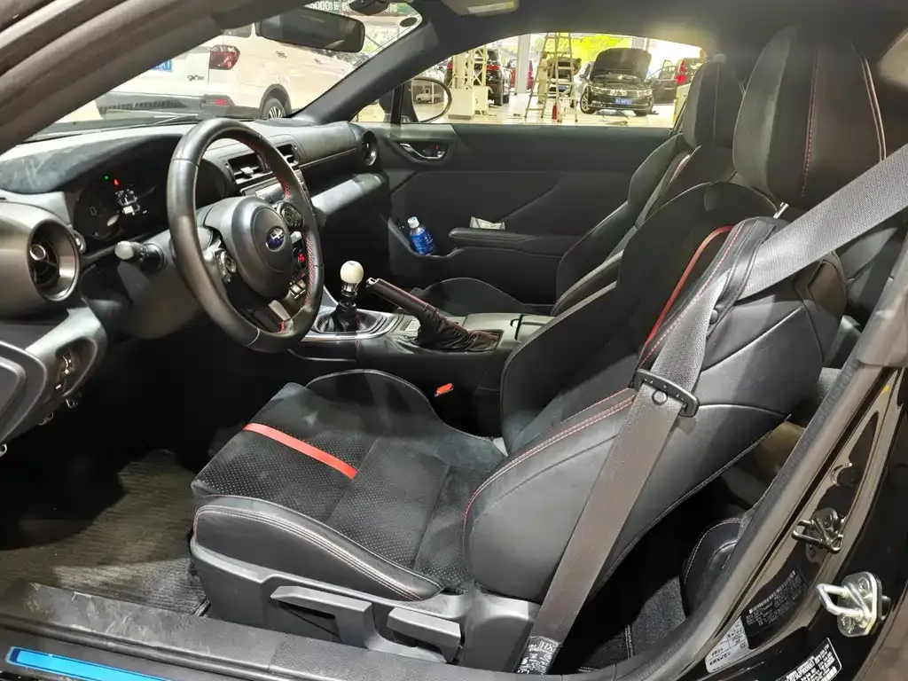 Subaru BRZ — фото 7