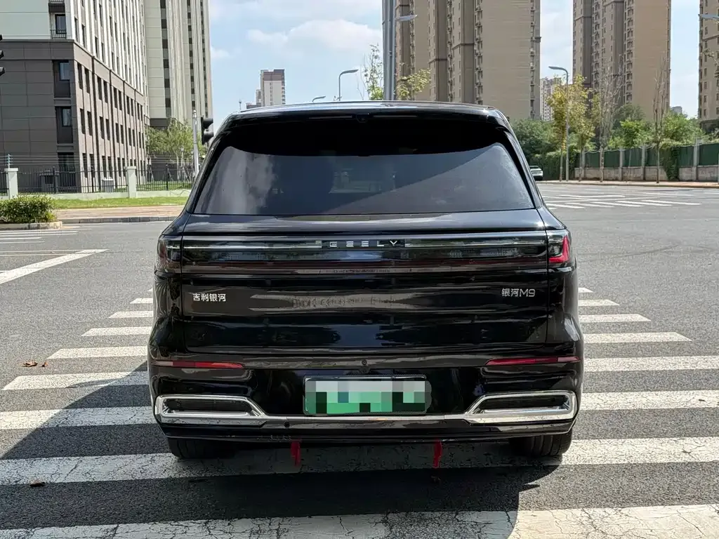Geely Galaxy M9 — фото 7