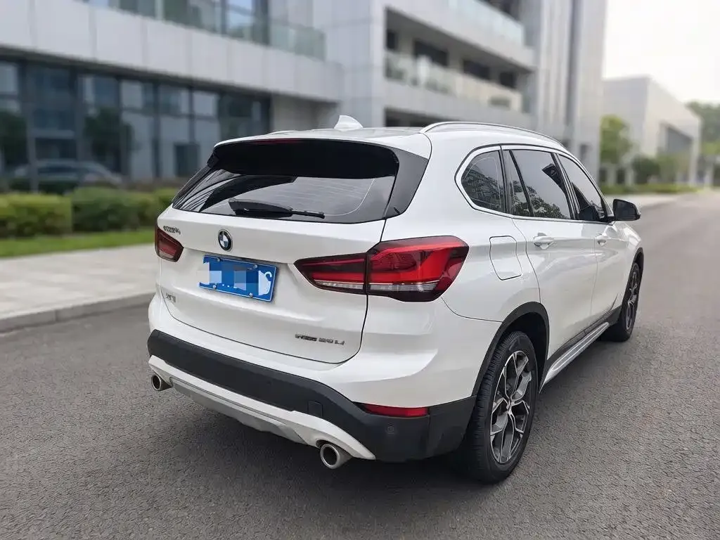 BMW X1 — фото 4