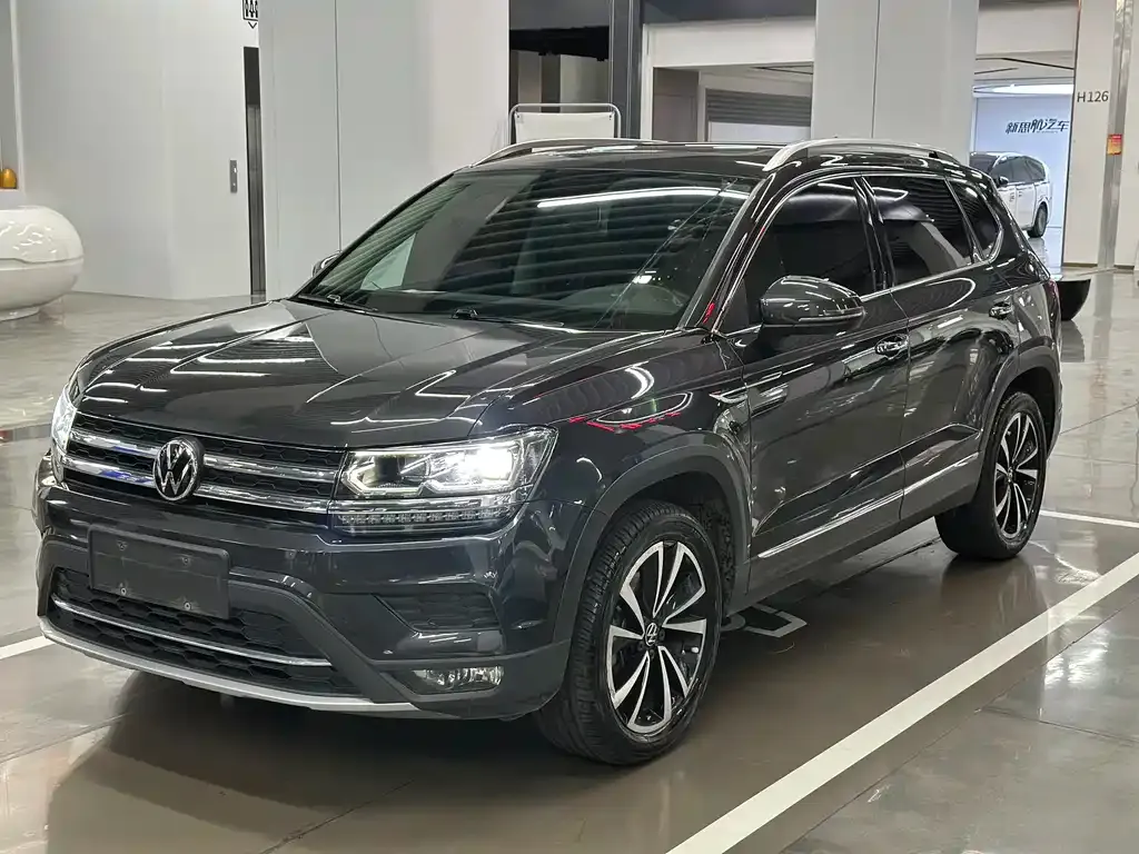 Volkswagen Tharu — фото 1