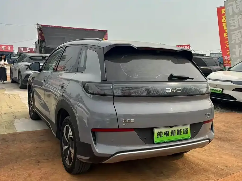 BYD Sealion 05 EV — фото 2