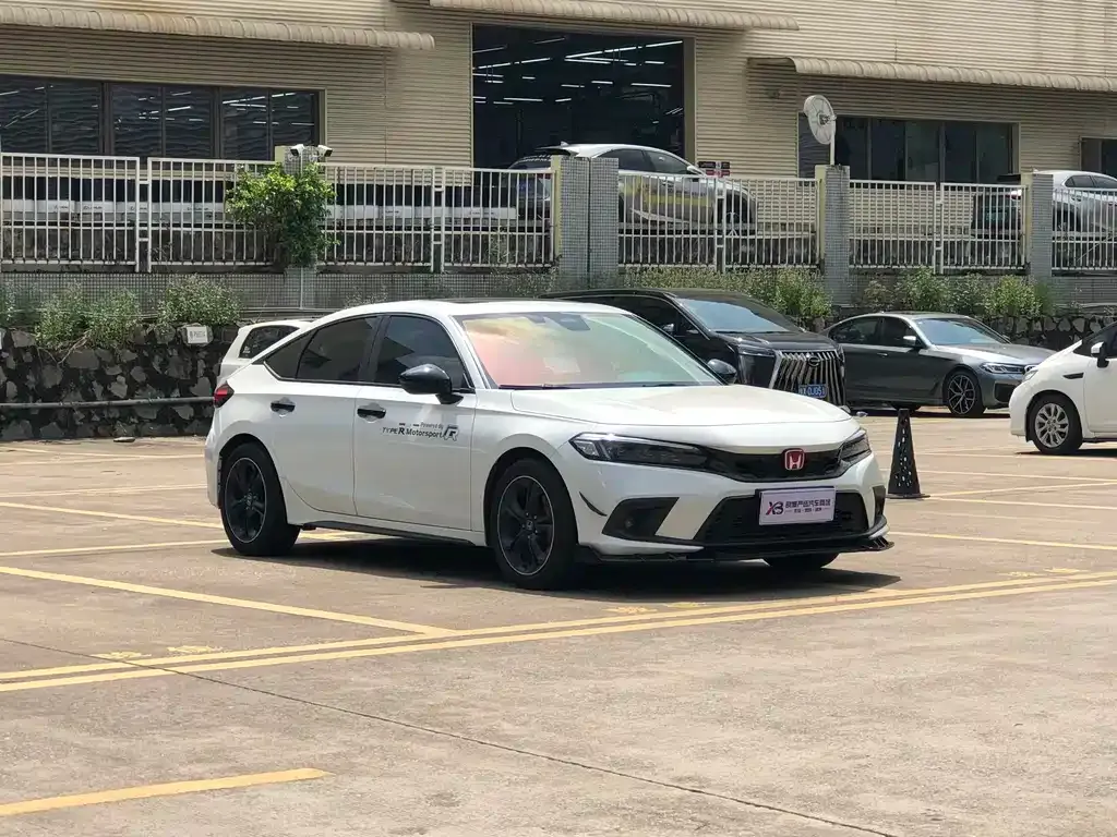 Honda Civic — фото 7