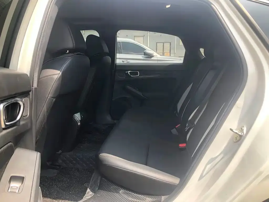 Honda Civic — фото 8