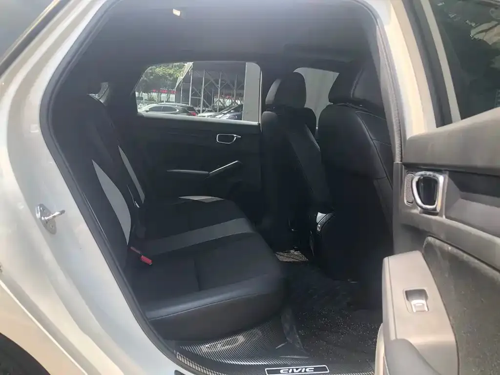 Honda Civic — фото 3