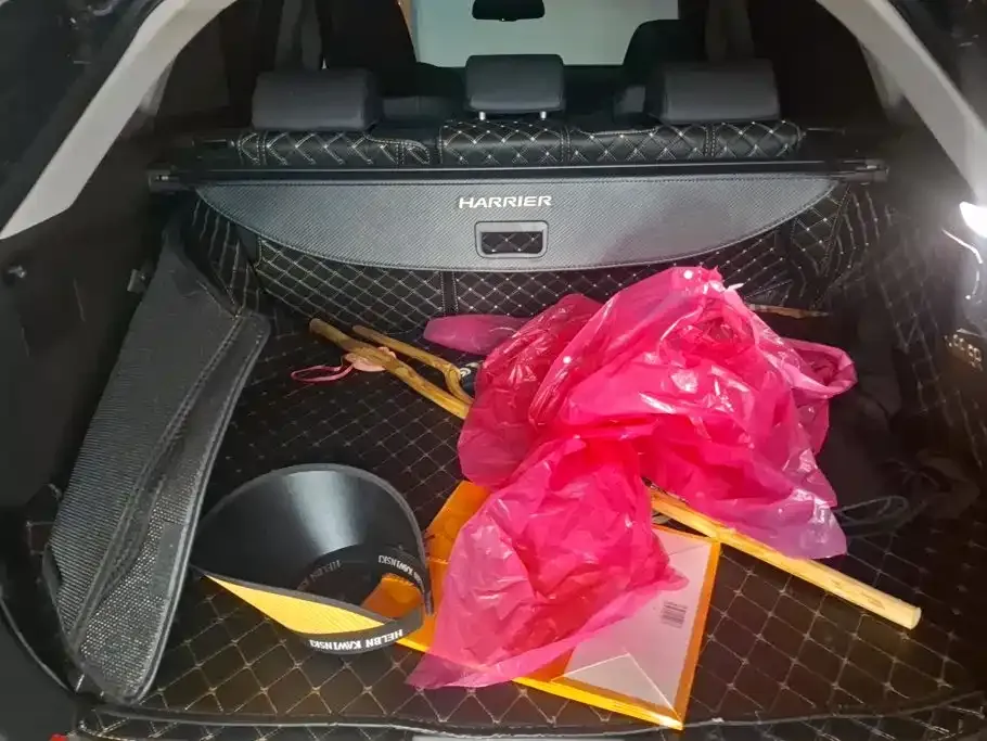 Toyota Harrier — фото 7