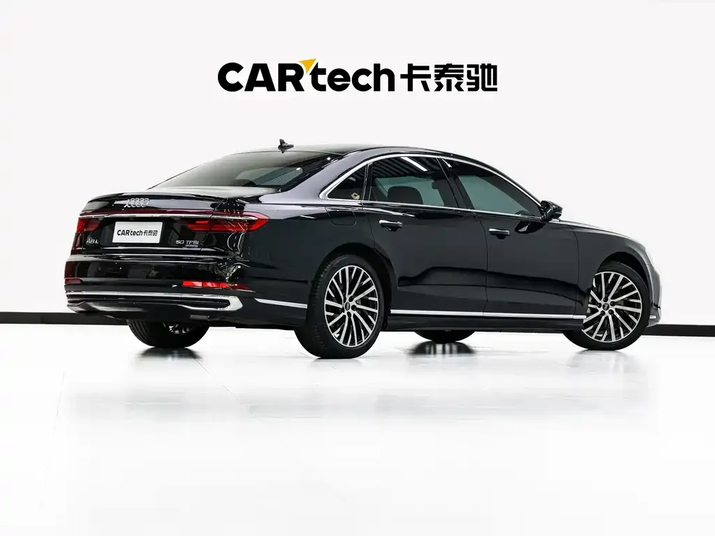 Audi A8 — фото 9