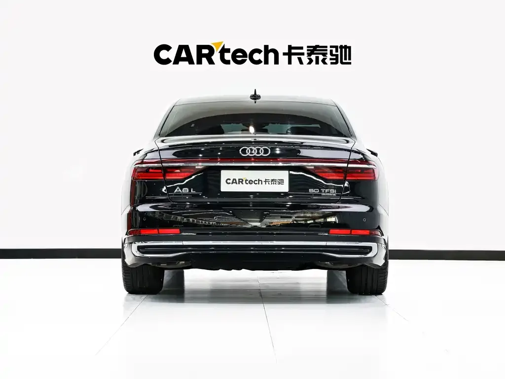 Audi A8 — фото 2