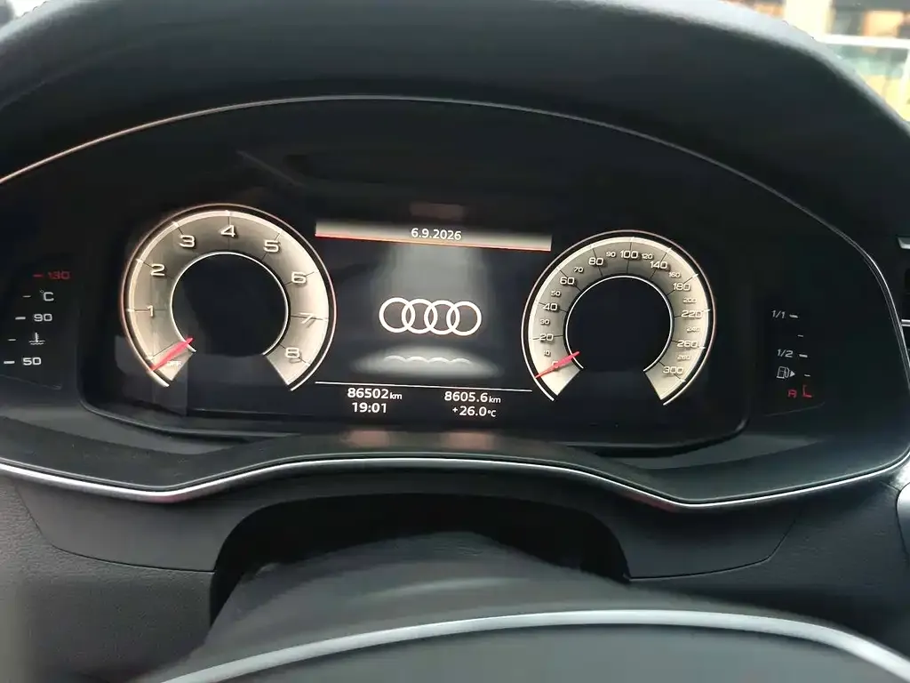Audi A6L — фото 3