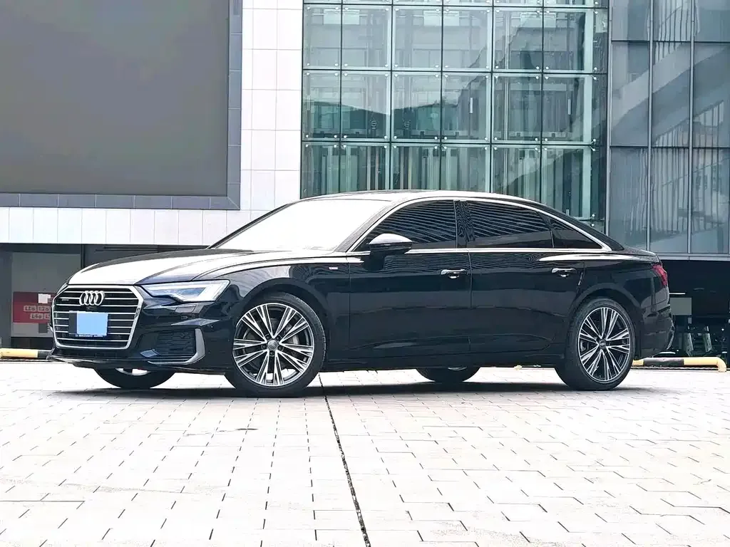Audi A6L — фото 5