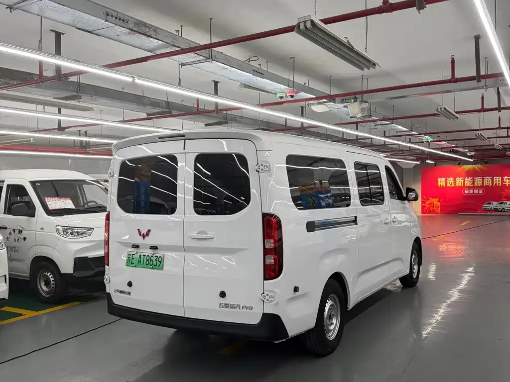 Wuling Yangguang Pro — фото 6