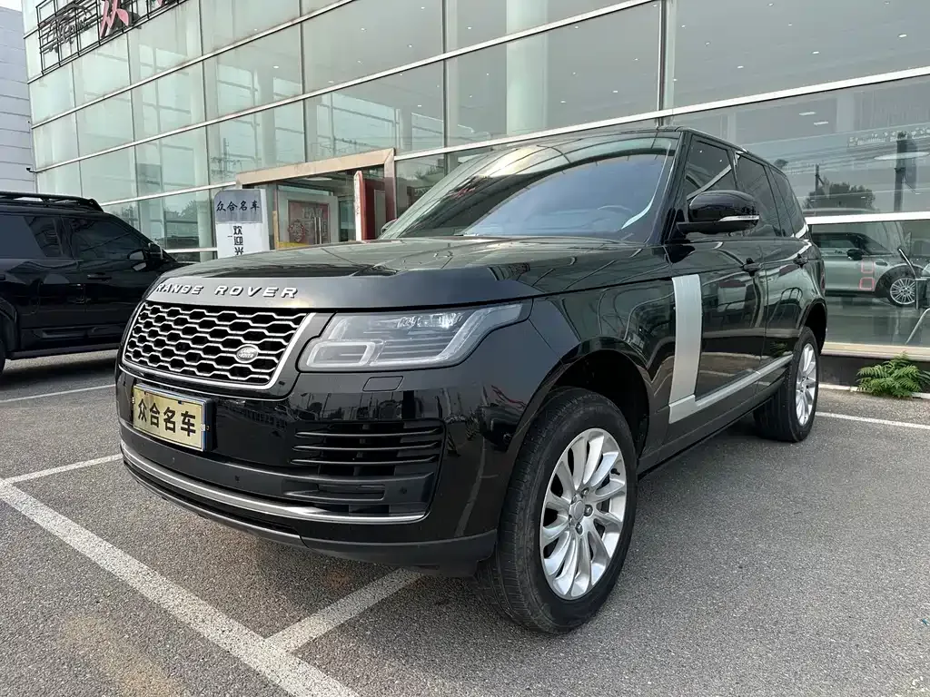 Land Rover Range Rover — фото 1