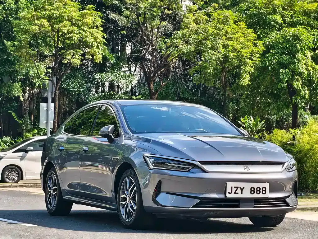 BYD Qin PLUS — фото 9