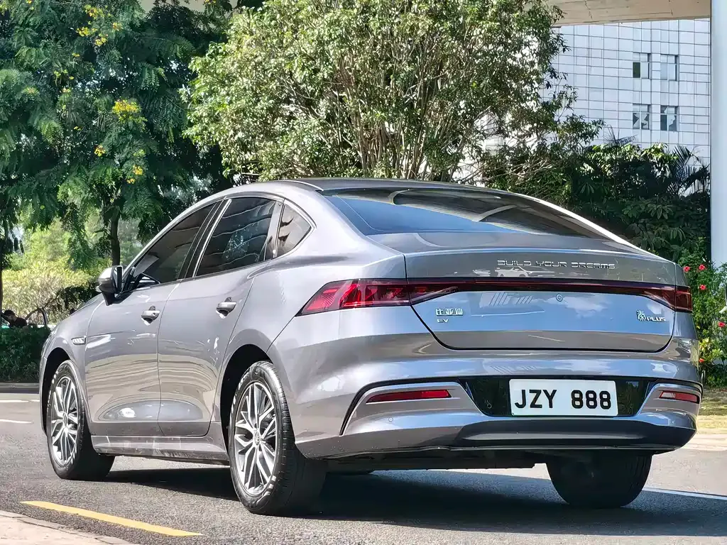 BYD Qin PLUS — фото 8