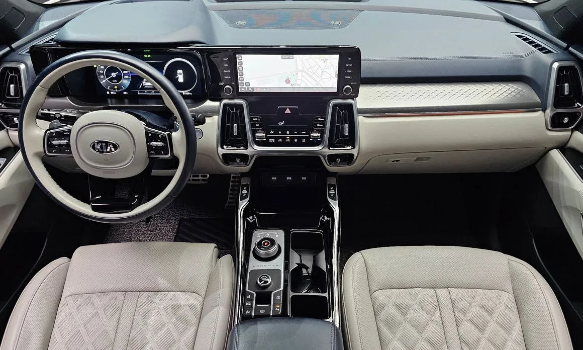 Kia Sorento — фото 8