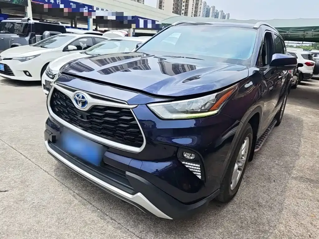 Toyota Highlander — фото 2