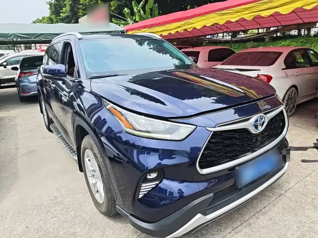 Toyota Highlander — фото 8