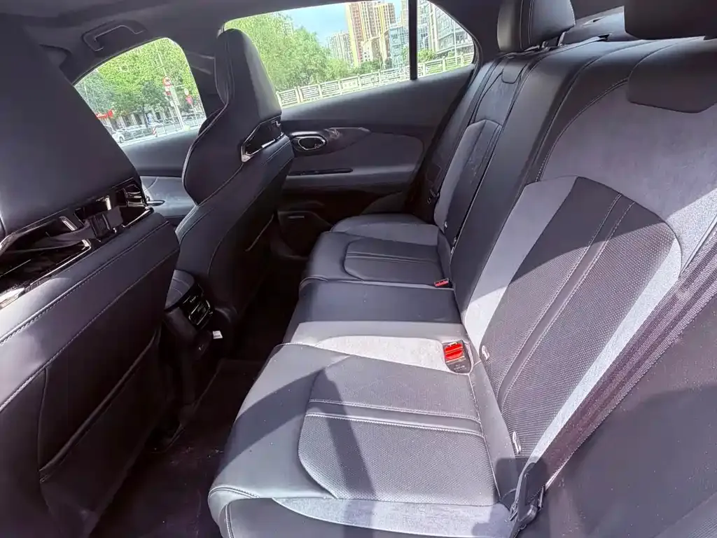 GAC Motor Shadow Leopard — фото 3