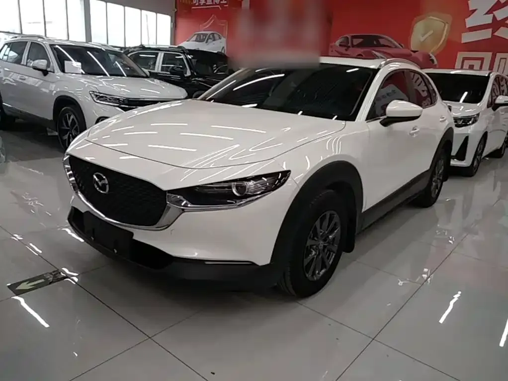 Mazda CX-30 — фото 1