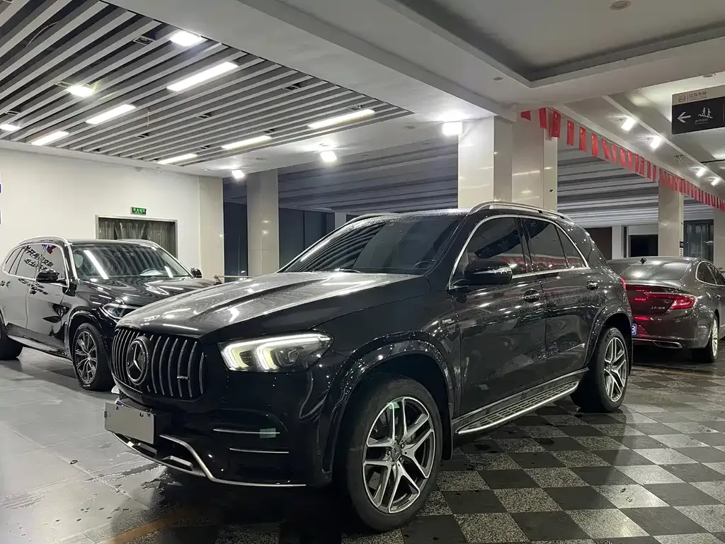 Mercedes-Benz GLE AMG — фото 1