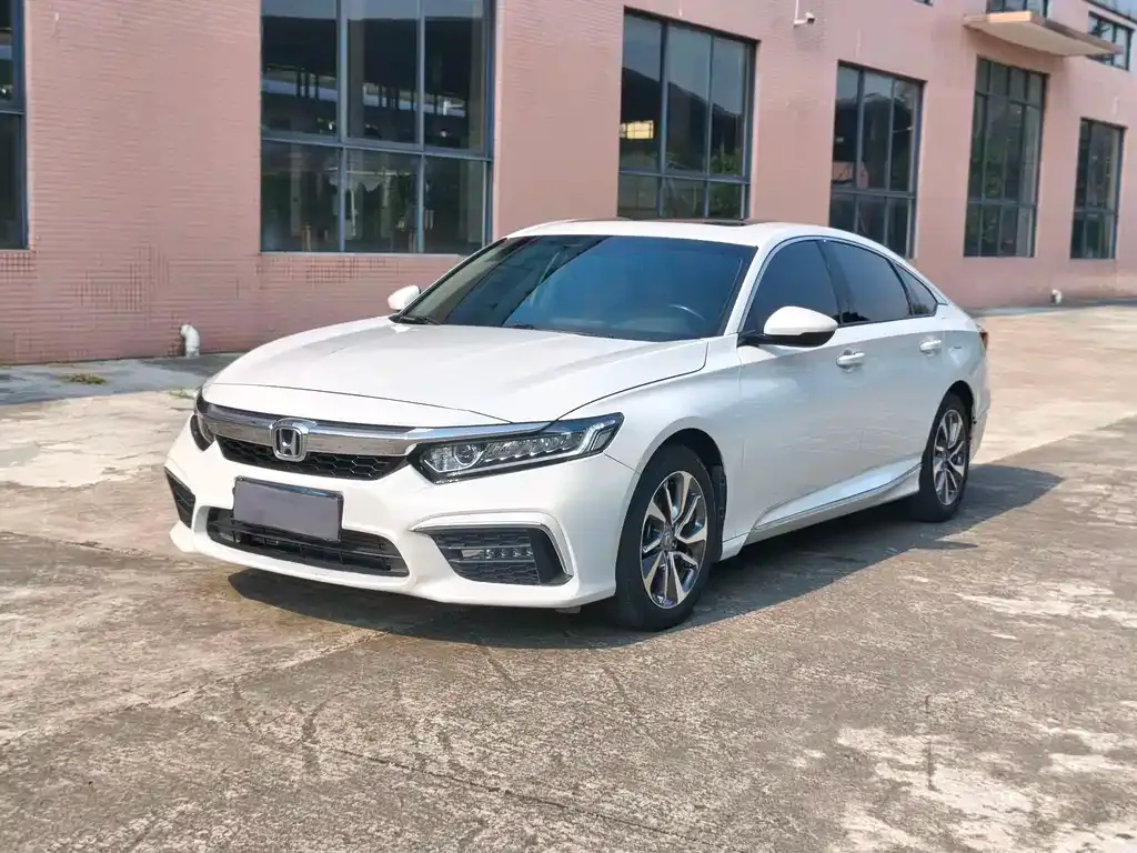 Honda Inspire — фото 1