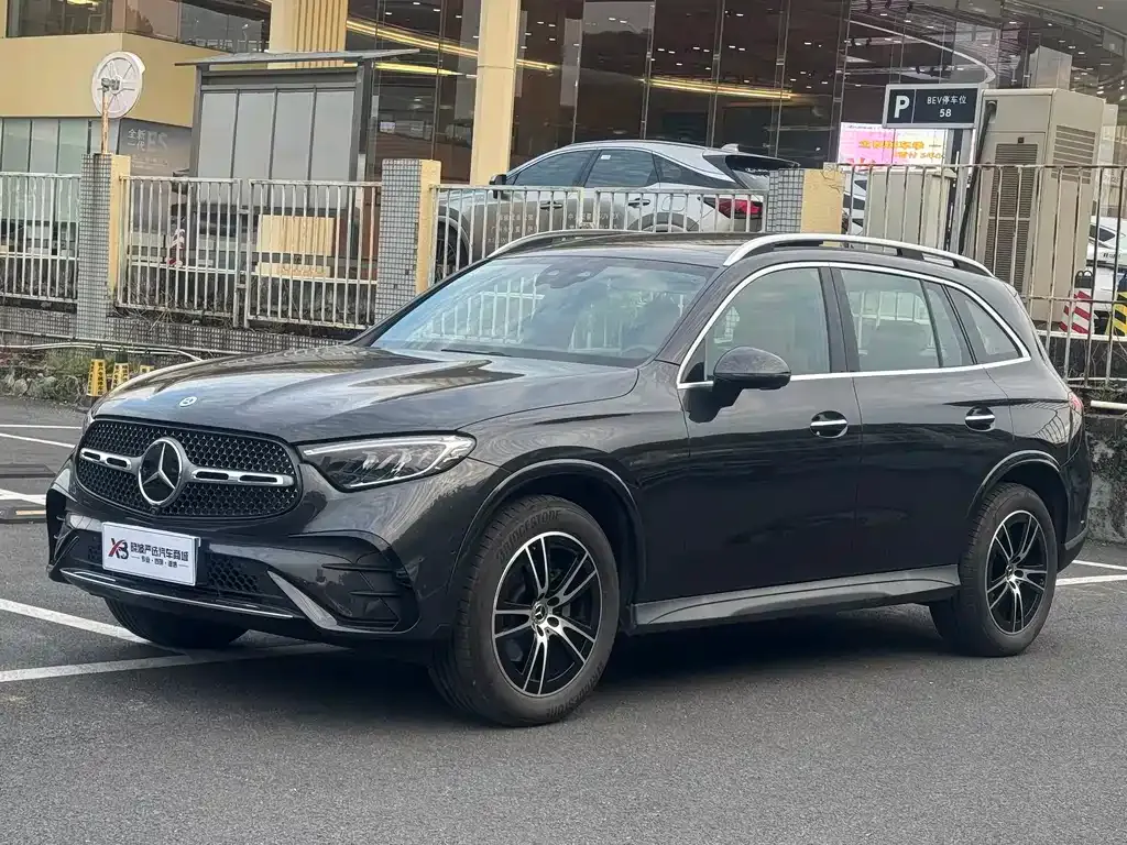 Mercedes-Benz GLC — фото 1