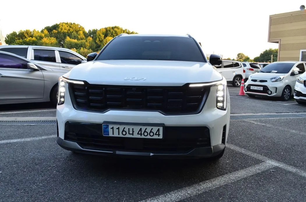Kia Sorento — фото 4