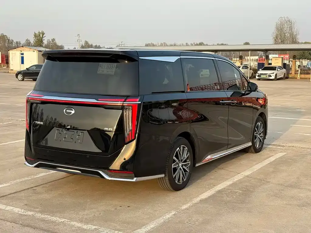 GAC Motor Trumpchi M8 — фото 9