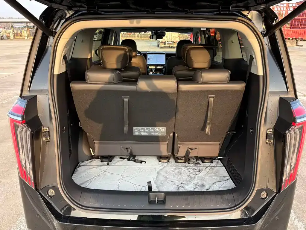 GAC Motor Trumpchi M8 — фото 2