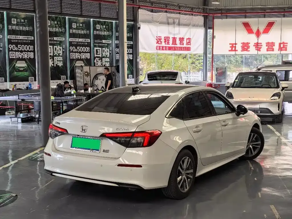 Honda Civic — фото 5