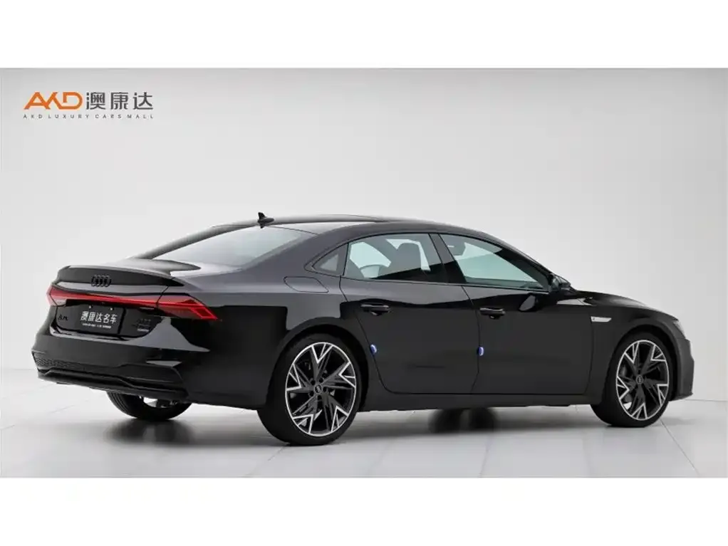 Audi A7L — фото 10