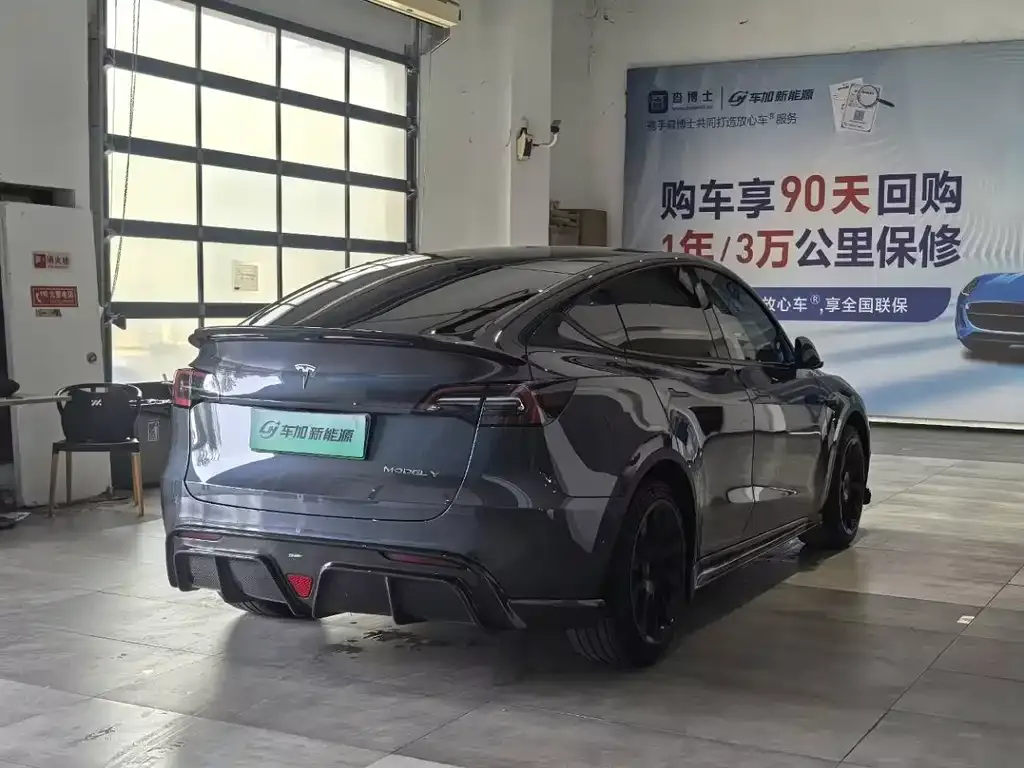 Tesla Model Y — фото 2