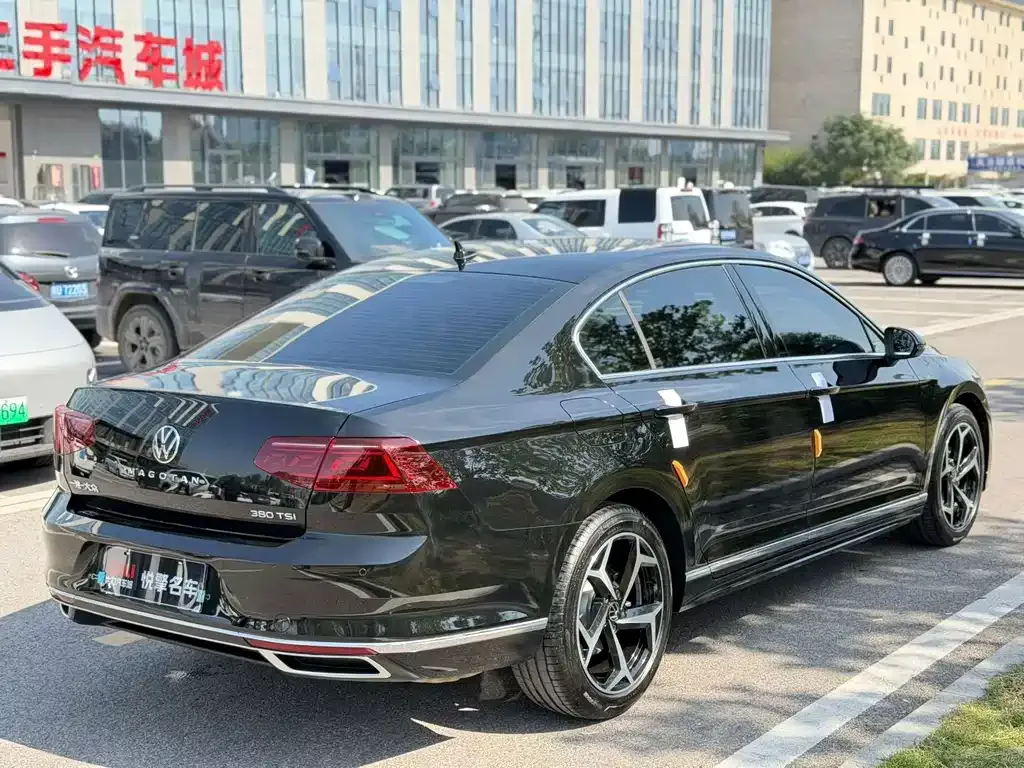 Audi A6L — фото 6