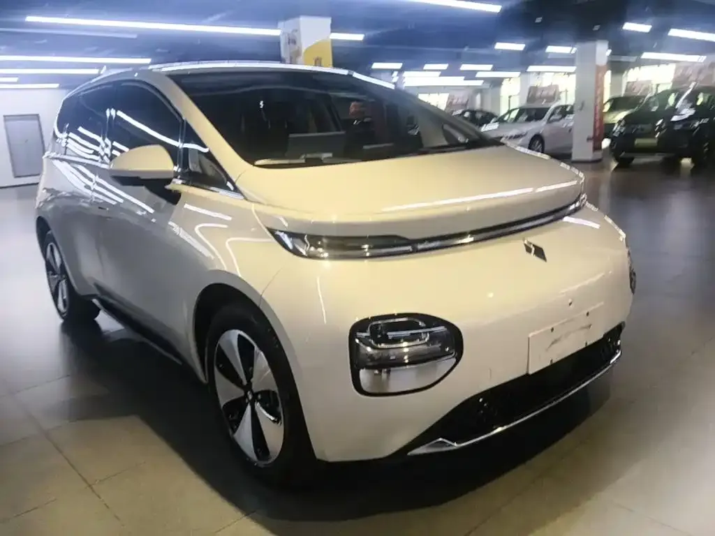Baojun Yunduo — фото 9