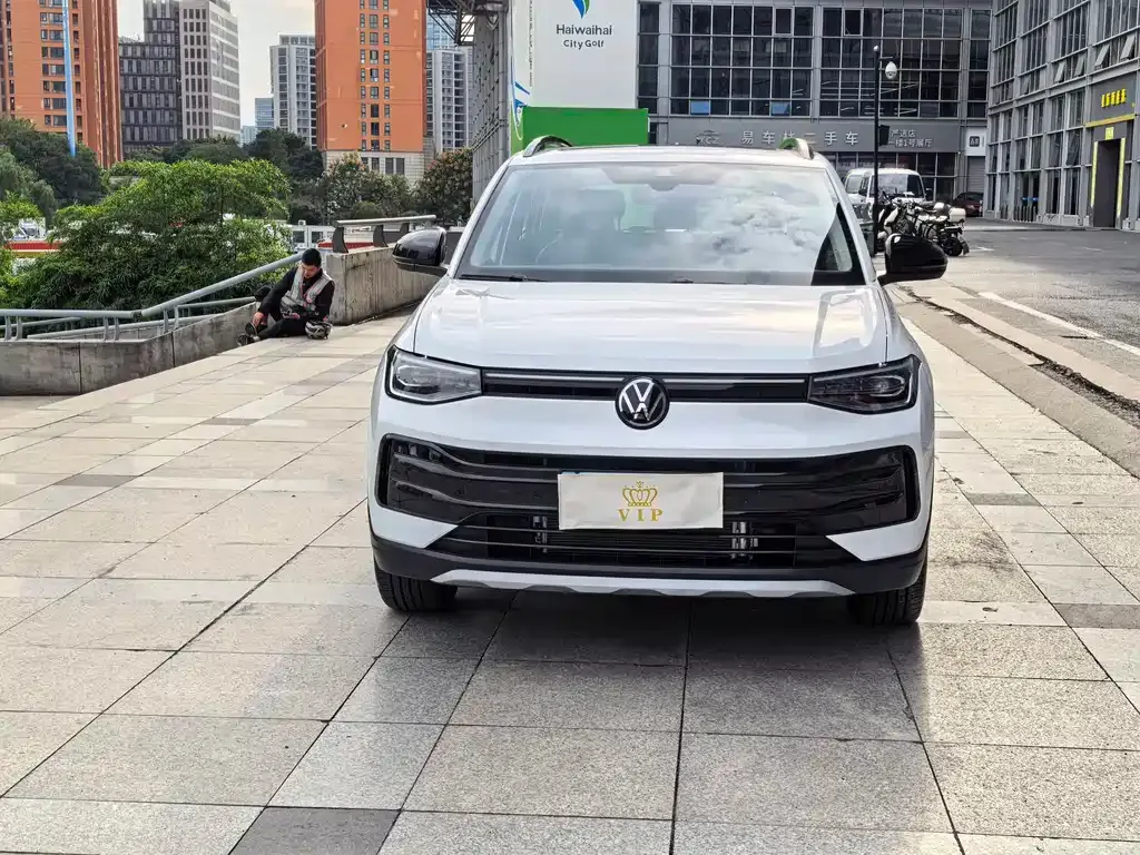 Volkswagen Tharu — фото 10