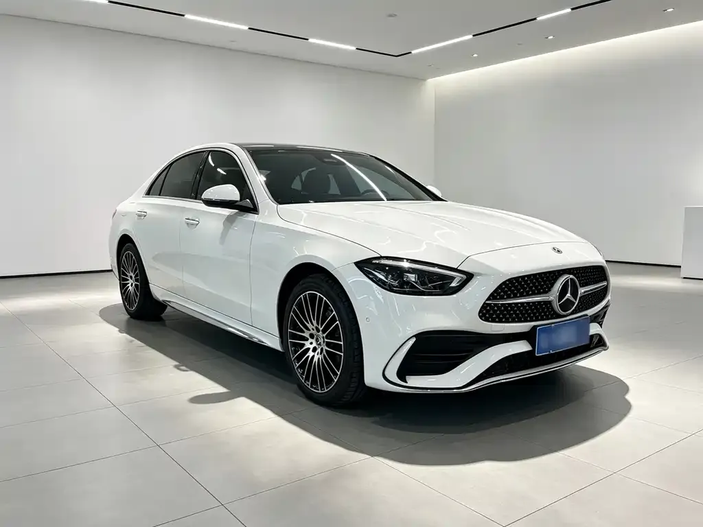 Mercedes-Benz C-Class — фото 7
