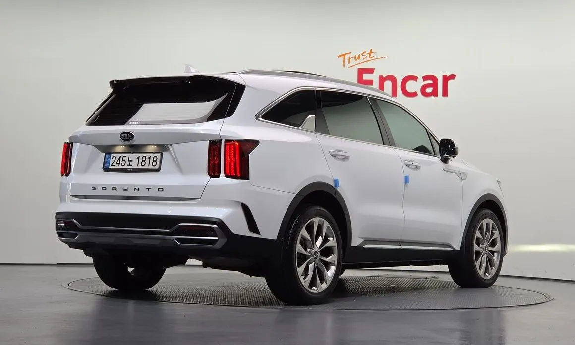 Kia Sorento — фото 5