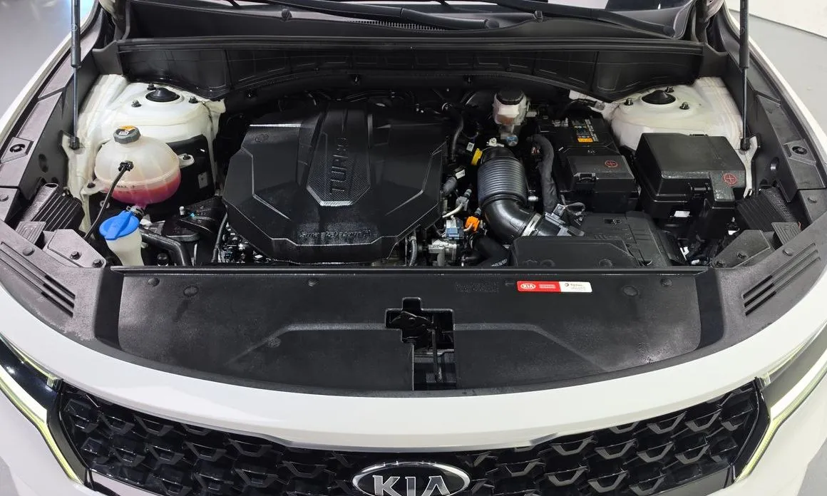 Kia Sorento — фото 9