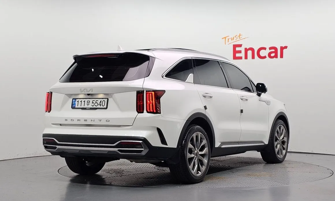 Kia Sorento — фото 5