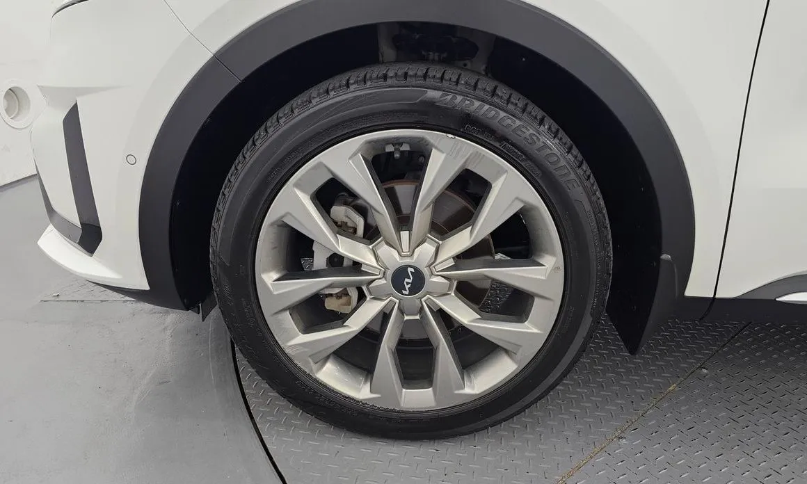 Kia Sorento — фото 10