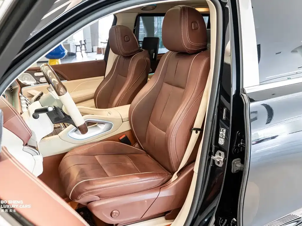 Mercedes-Benz GLS — фото 8