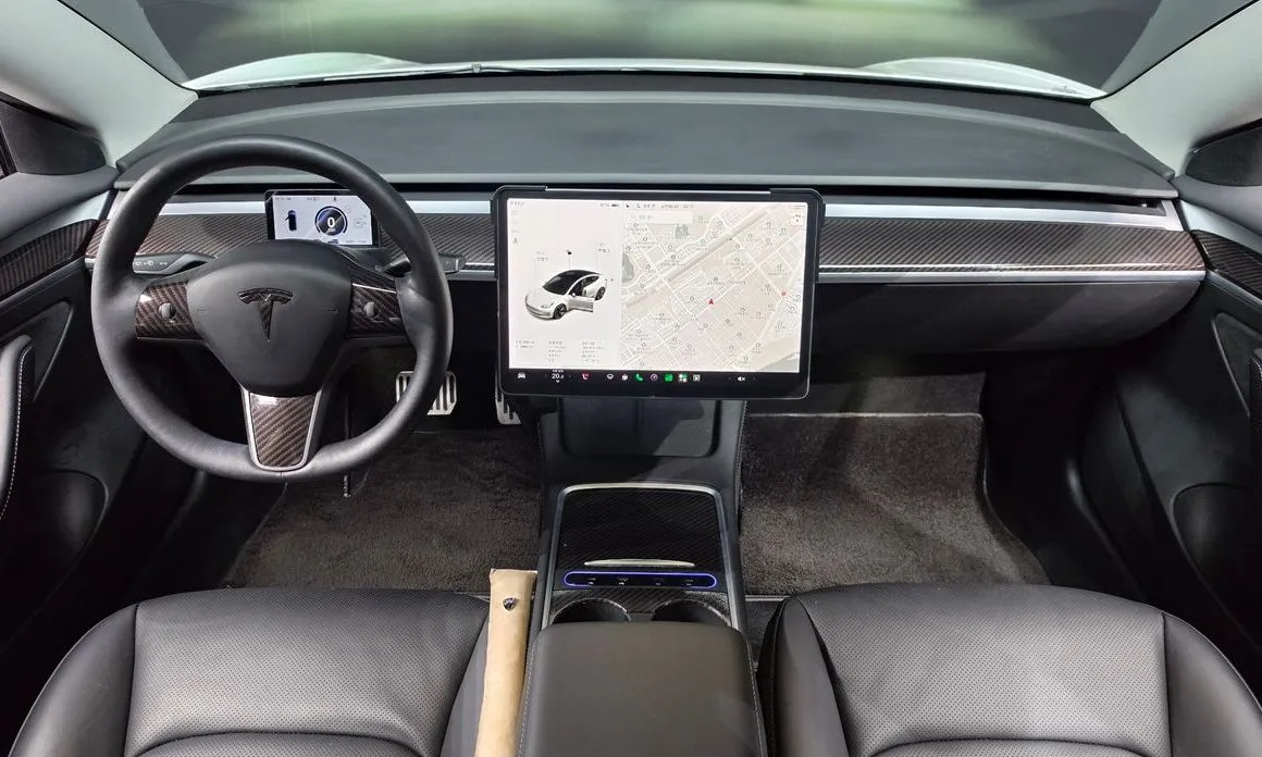 Tesla Model 3 — фото 10