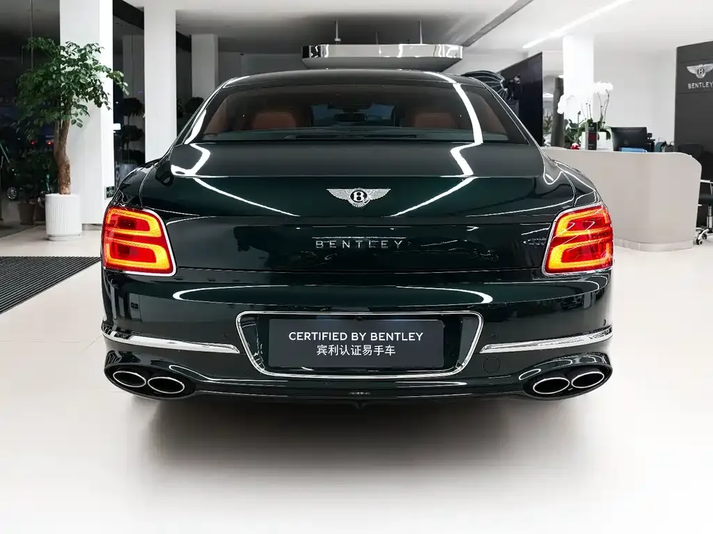 Bentley Flying Spur PHEV — фото 4