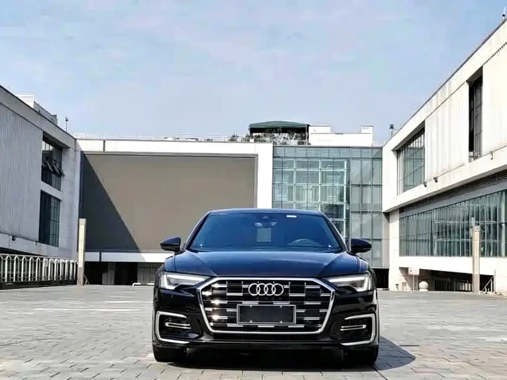 Audi A6L — фото 2